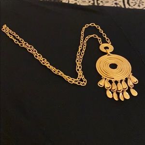 Stella & Dot Gold Swirl Necklace